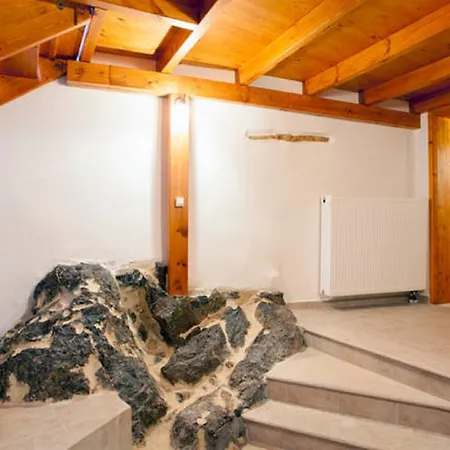 Beautiful Stone Mansion In Apostoli Pediados