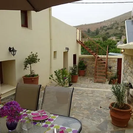 Villa Beautiful Stone Mansion In Apostoli Pediados Kastellion
