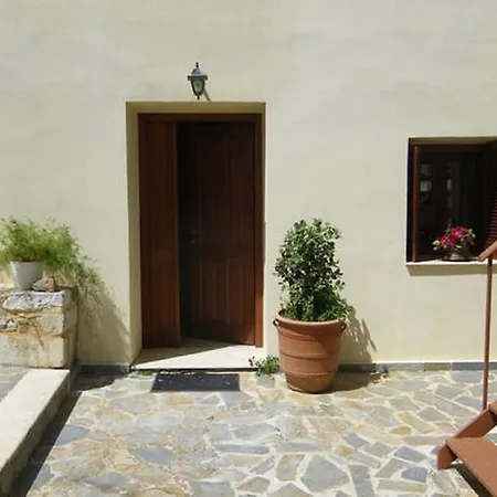 Villa Beautiful Stone Mansion In Apostoli Pediados